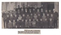 Somercotes Boys School pupils and teachers in 1923