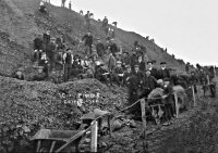 Coal Pickers during the Miners Strike