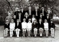 Photograph of class 4c, from 1967. Teacher Mr. Vertigan and Pupils at Somercotes School